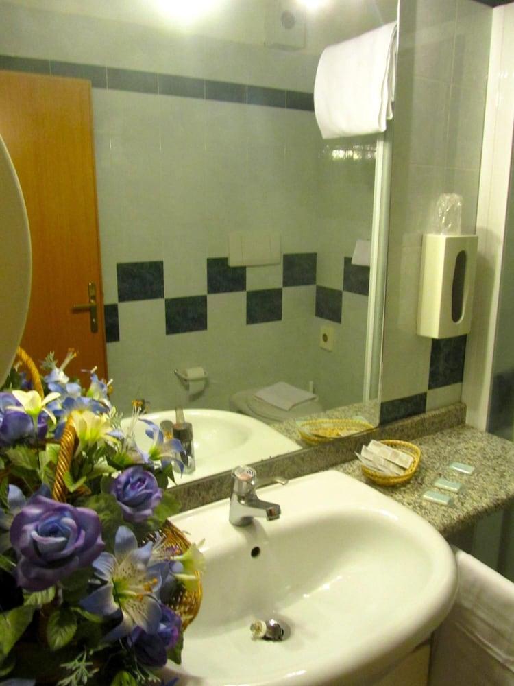 Hotel Orso Bianco เปสกัสเซโรลี ภายนอก รูปภาพ